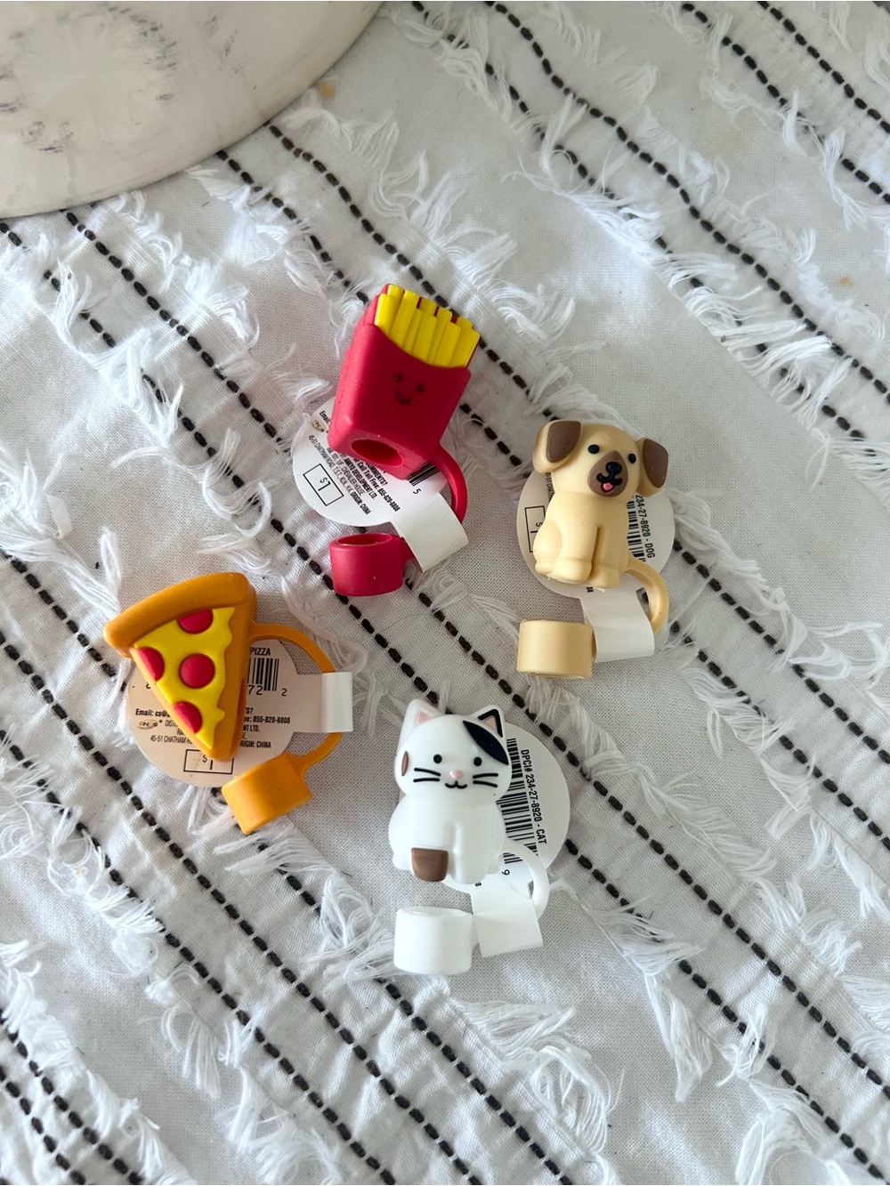 ⭐️ NEW Set of 4 Novelty Straw Covers Toppers Fries Dog Cat Pizza Silicone